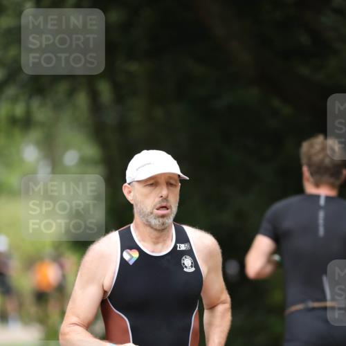 30.08.2026 - Elbe Triathlon Hamburg Antke Förster http://msf.ph/oto/10095813 30.08.2026 10:07:35 Laufen 3 meine-sportfotos.de