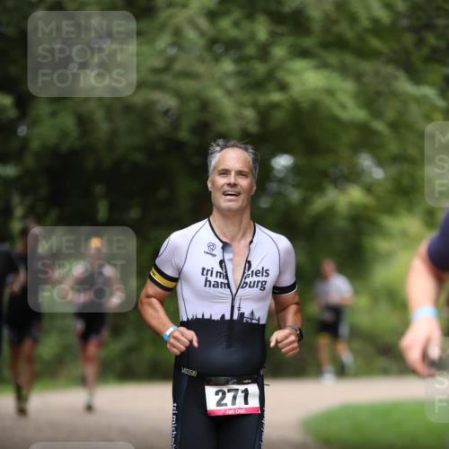 30.08.2026 - Elbe Triathlon Hamburg Antke Förster http://msf.ph/oto/10095827 30.08.2026 10:07:43 Laufen 271 meine-sportfotos.de