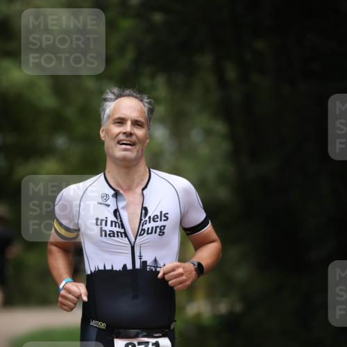 30.08.2026 - Elbe Triathlon Hamburg Antke Förster http://msf.ph/oto/10095829 30.08.2026 10:07:44 Laufen 271 meine-sportfotos.de