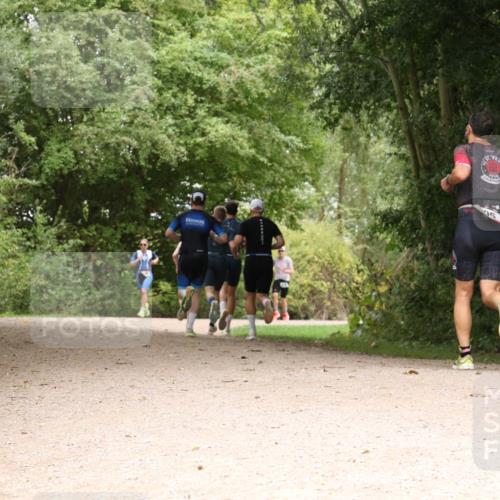 30.08.2026 - Elbe Triathlon Hamburg Antke Förster http://msf.ph/oto/10095832 30.08.2026 10:11:55 Laufen  meine-sportfotos.de