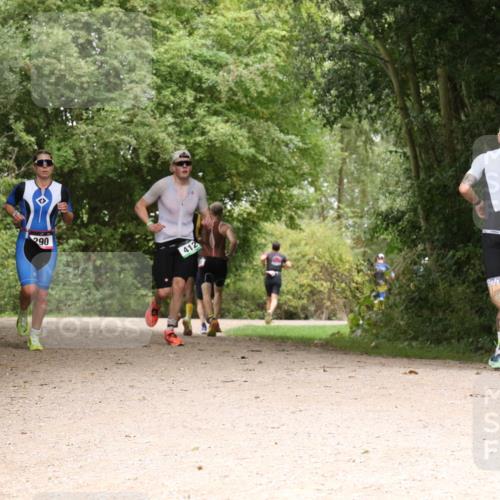 30.08.2026 - Elbe Triathlon Hamburg Antke Förster http://msf.ph/oto/10095836 30.08.2026 10:12:04 Laufen 290, 412 meine-sportfotos.de