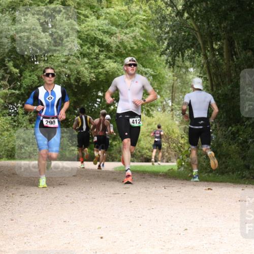 30.08.2026 - Elbe Triathlon Hamburg Antke Förster http://msf.ph/oto/10095838 30.08.2026 10:12:04 Laufen 290, 412 meine-sportfotos.de
