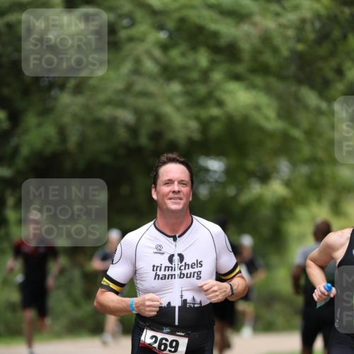 30.08.2026 - Elbe Triathlon Hamburg Antke Förster http://msf.ph/oto/10095851 30.08.2026 10:07:56 Laufen 269 meine-sportfotos.de