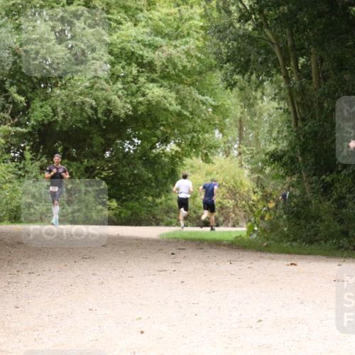 30.08.2026 - Elbe Triathlon Hamburg Antke Förster http://msf.ph/oto/10095854 30.08.2026 10:12:24 Laufen 382 meine-sportfotos.de