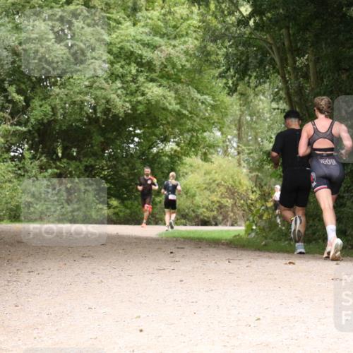 30.08.2026 - Elbe Triathlon Hamburg Antke Förster http://msf.ph/oto/10095862 30.08.2026 10:12:32 Laufen  meine-sportfotos.de