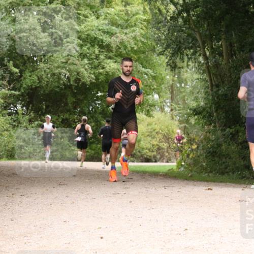30.08.2026 - Elbe Triathlon Hamburg Antke Förster http://msf.ph/oto/10095866 30.08.2026 10:12:40 Laufen  meine-sportfotos.de