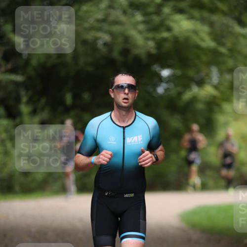 30.08.2026 - Elbe Triathlon Hamburg Antke Förster http://msf.ph/oto/10095889 30.08.2026 10:08:18 Laufen  meine-sportfotos.de
