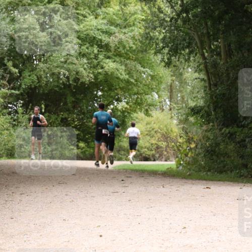 30.08.2026 - Elbe Triathlon Hamburg Antke Förster http://msf.ph/oto/10095892 30.08.2026 10:12:56 Laufen 30 meine-sportfotos.de