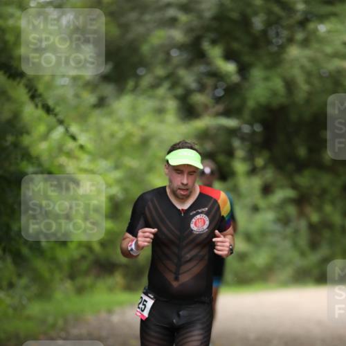30.08.2026 - Elbe Triathlon Hamburg Antke Förster http://msf.ph/oto/10095921 30.08.2026 10:08:45 Laufen 25 meine-sportfotos.de