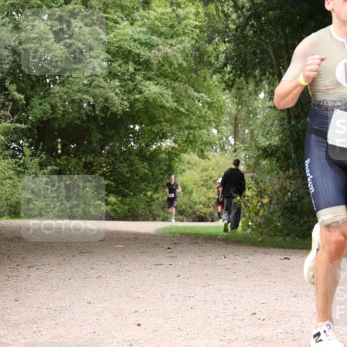 30.08.2026 - Elbe Triathlon Hamburg Antke Förster http://msf.ph/oto/10095928 30.08.2026 10:13:29 Laufen  meine-sportfotos.de