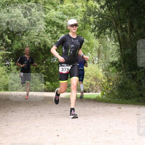 30.08.2026 - Elbe Triathlon Hamburg Antke Förster http://msf.ph/oto/10095964 30.08.2026 10:14:05 Laufen 91, 375, 7 meine-sportfotos.de