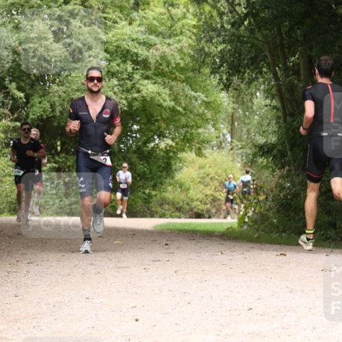 30.08.2026 - Elbe Triathlon Hamburg Antke Förster http://msf.ph/oto/10095990 30.08.2026 10:15:09 Laufen  meine-sportfotos.de