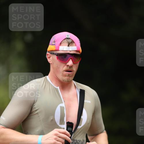 30.08.2026 - Elbe Triathlon Hamburg Antke Förster http://msf.ph/oto/10096041 30.08.2026 10:10:53 Laufen 24 meine-sportfotos.de