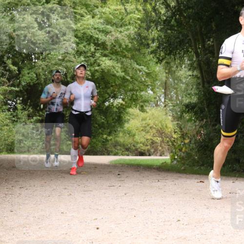 30.08.2026 - Elbe Triathlon Hamburg Antke Förster http://msf.ph/oto/10096042 30.08.2026 10:15:38 Laufen  meine-sportfotos.de