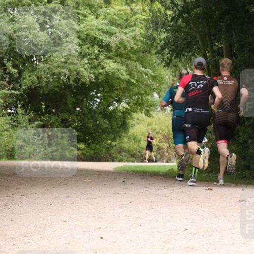 30.08.2026 - Elbe Triathlon Hamburg Antke Förster http://msf.ph/oto/10096052 30.08.2026 10:15:41 Laufen 3, 47 meine-sportfotos.de