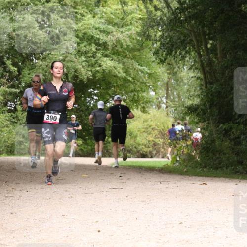 30.08.2026 - Elbe Triathlon Hamburg Antke Förster http://msf.ph/oto/10096092 30.08.2026 10:16:16 Laufen 390 meine-sportfotos.de