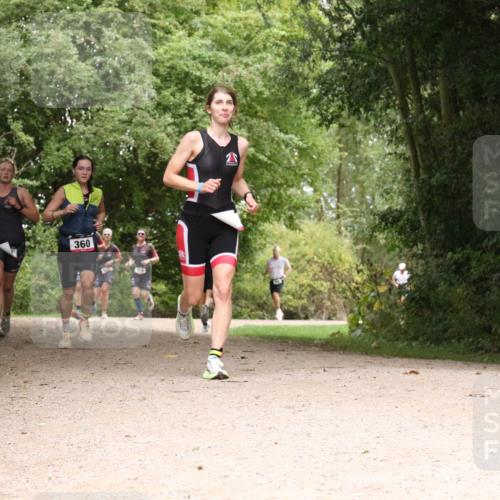 30.08.2026 - Elbe Triathlon Hamburg Antke Förster http://msf.ph/oto/10096140 30.08.2026 10:16:40 Laufen 360, 655 meine-sportfotos.de