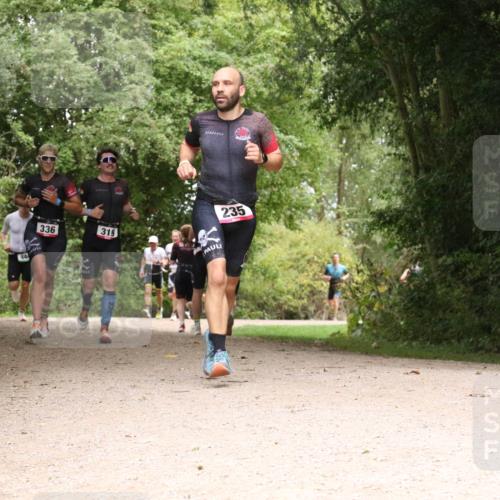 30.08.2026 - Elbe Triathlon Hamburg Antke Förster http://msf.ph/oto/10096156 30.08.2026 10:16:47 Laufen 336, 319, 235 meine-sportfotos.de