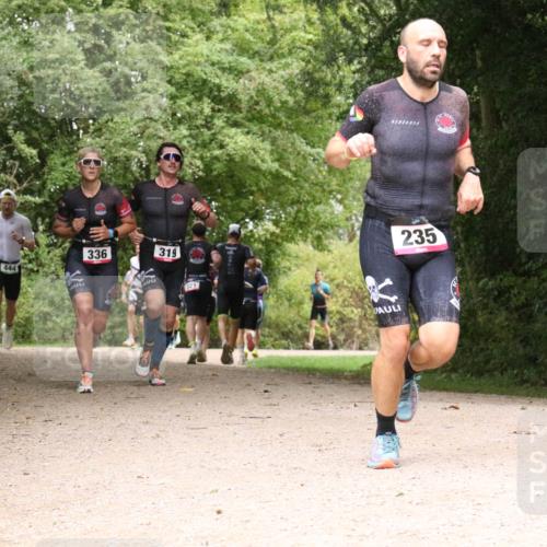 30.08.2026 - Elbe Triathlon Hamburg Antke Förster http://msf.ph/oto/10096158 30.08.2026 10:16:47 Laufen 444, 336, 319, 235 meine-sportfotos.de