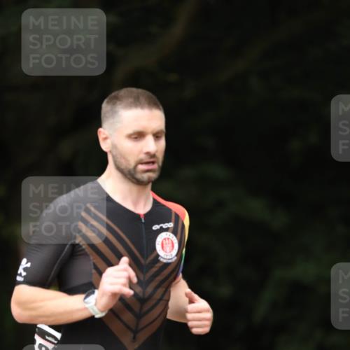 30.08.2026 - Elbe Triathlon Hamburg Antke Förster http://msf.ph/oto/10096175 30.08.2026 10:12:42 Laufen  meine-sportfotos.de