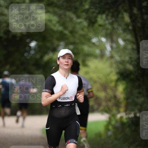 30.08.2026 - Elbe Triathlon Hamburg Antke Förster http://msf.ph/oto/10096181 30.08.2026 10:12:48 Laufen  meine-sportfotos.de