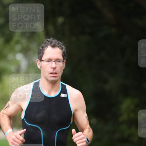 30.08.2026 - Elbe Triathlon Hamburg Antke Förster http://msf.ph/oto/10096205 30.08.2026 10:13:05 Laufen  meine-sportfotos.de
