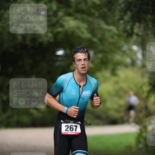 30.08.2026 - Elbe Triathlon Hamburg Antke Förster http://msf.ph/oto/10096207 30.08.2026 10:13:06 Laufen 267 meine-sportfotos.de