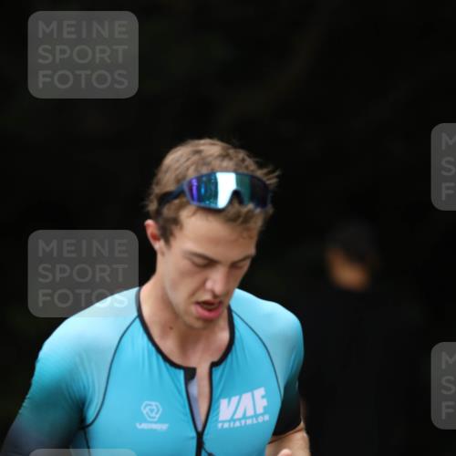 30.08.2026 - Elbe Triathlon Hamburg Antke Förster http://msf.ph/oto/10096213 30.08.2026 10:13:08 Laufen 267 meine-sportfotos.de