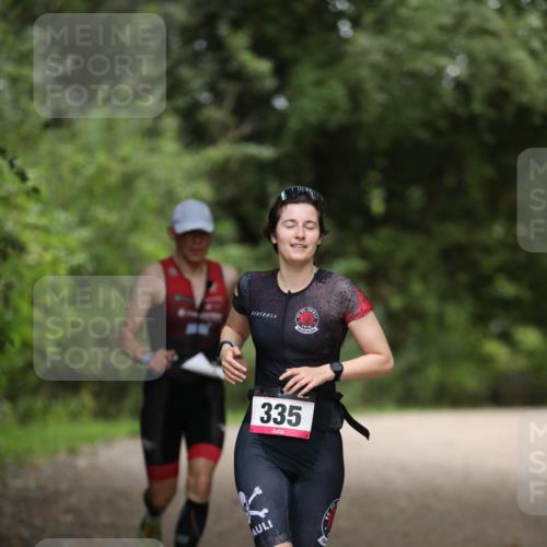 30.08.2026 - Elbe Triathlon Hamburg Antke Förster http://msf.ph/oto/10096237 30.08.2026 10:13:42 Laufen 335, 16 meine-sportfotos.de