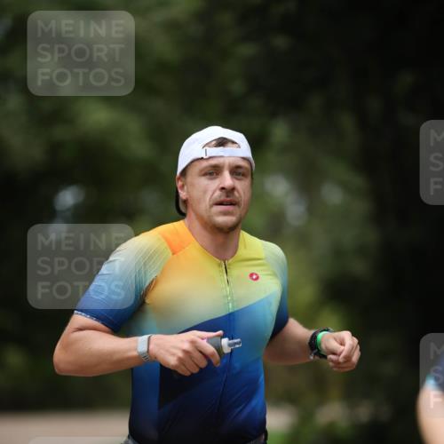 30.08.2026 - Elbe Triathlon Hamburg Antke Förster http://msf.ph/oto/10096261 30.08.2026 10:14:02 Laufen 485 meine-sportfotos.de