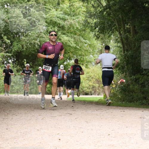 30.08.2026 - Elbe Triathlon Hamburg Antke Förster http://msf.ph/oto/10096276 30.08.2026 10:18:51 Laufen 301 meine-sportfotos.de