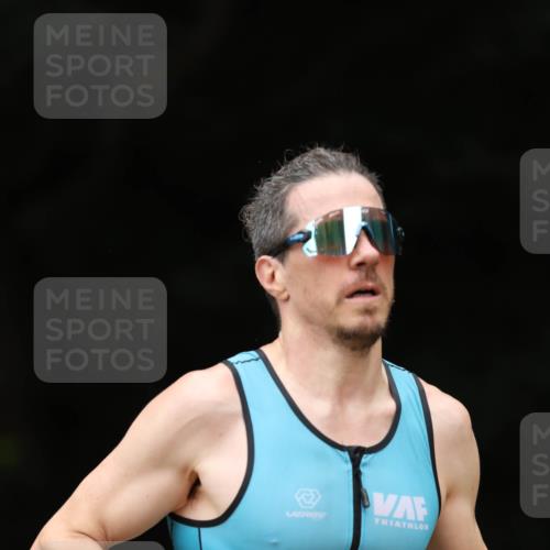 30.08.2026 - Elbe Triathlon Hamburg Antke Förster http://msf.ph/oto/10096339 30.08.2026 10:15:34 Laufen 210 meine-sportfotos.de