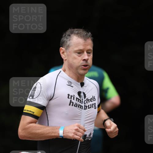 30.08.2026 - Elbe Triathlon Hamburg Antke Förster http://msf.ph/oto/10096349 30.08.2026 10:15:38 Laufen  meine-sportfotos.de
