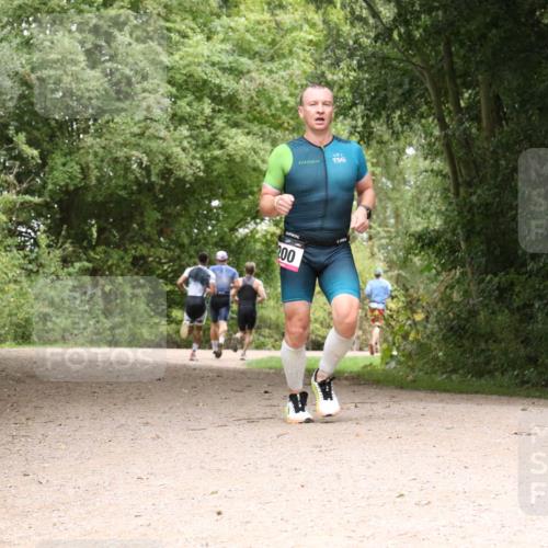30.08.2026 - Elbe Triathlon Hamburg Antke Förster http://msf.ph/oto/10096356 30.08.2026 10:20:06 Laufen 200 meine-sportfotos.de