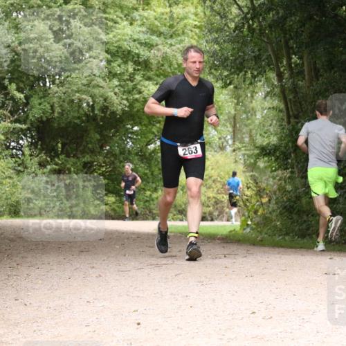 30.08.2026 - Elbe Triathlon Hamburg Antke Förster http://msf.ph/oto/10096364 30.08.2026 10:20:35 Laufen 263 meine-sportfotos.de
