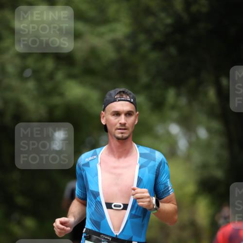30.08.2026 - Elbe Triathlon Hamburg Antke Förster http://msf.ph/oto/10096369 30.08.2026 10:15:57 Laufen 432 meine-sportfotos.de