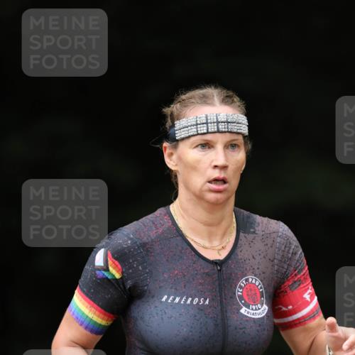 30.08.2026 - Elbe Triathlon Hamburg Antke Förster http://msf.ph/oto/10096393 30.08.2026 10:16:13 Laufen 1910, 1345 meine-sportfotos.de