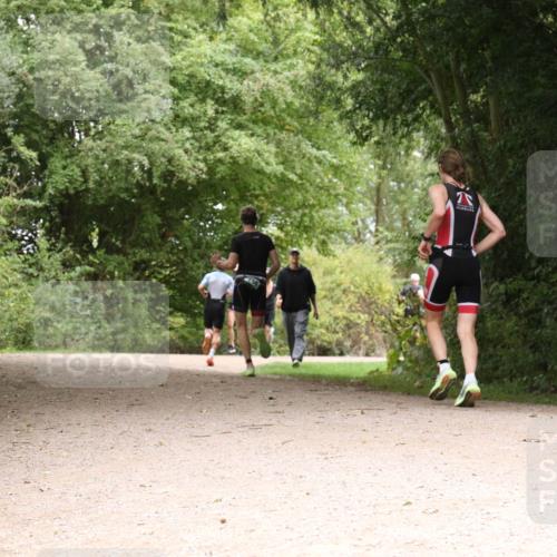 30.08.2026 - Elbe Triathlon Hamburg Antke Förster http://msf.ph/oto/10096404 30.08.2026 10:21:17 Laufen  meine-sportfotos.de