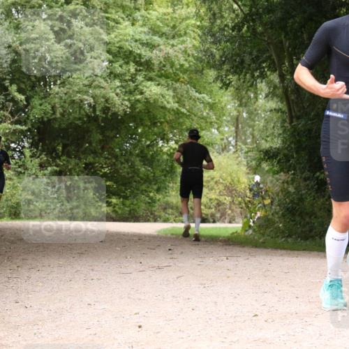 30.08.2026 - Elbe Triathlon Hamburg Antke Förster http://msf.ph/oto/10096454 30.08.2026 10:22:17 Laufen 534 meine-sportfotos.de
