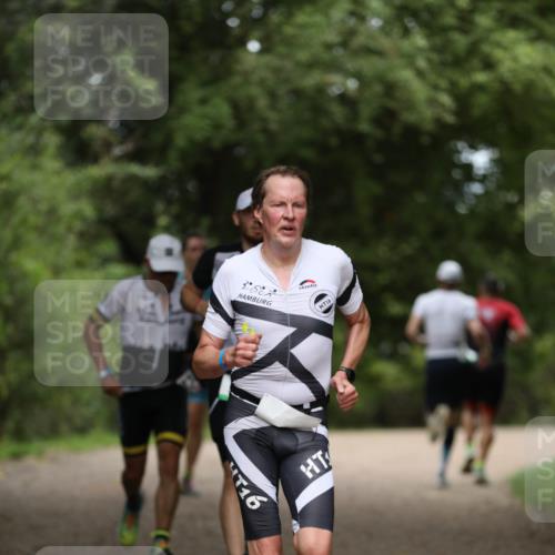 30.08.2026 - Elbe Triathlon Hamburg Antke Förster http://msf.ph/oto/10096477 30.08.2026 10:16:54 Laufen 16, 16 meine-sportfotos.de