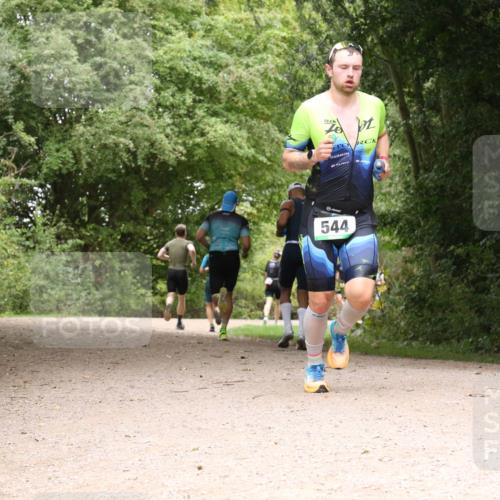30.08.2026 - Elbe Triathlon Hamburg Antke Förster http://msf.ph/oto/10096482 30.08.2026 10:22:46 Laufen 544 meine-sportfotos.de