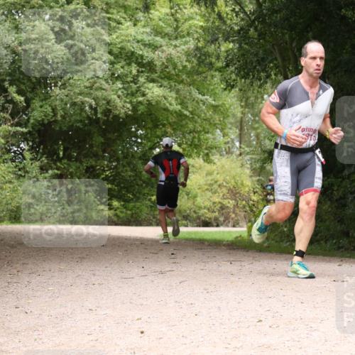 30.08.2026 - Elbe Triathlon Hamburg Antke Förster http://msf.ph/oto/10096502 30.08.2026 10:23:02 Laufen  meine-sportfotos.de