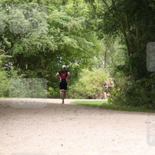 30.08.2026 - Elbe Triathlon Hamburg Antke Förster http://msf.ph/oto/10096506 30.08.2026 10:23:03 Laufen  meine-sportfotos.de