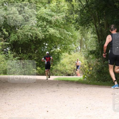 30.08.2026 - Elbe Triathlon Hamburg Antke Förster http://msf.ph/oto/10096508 30.08.2026 10:23:04 Laufen  meine-sportfotos.de