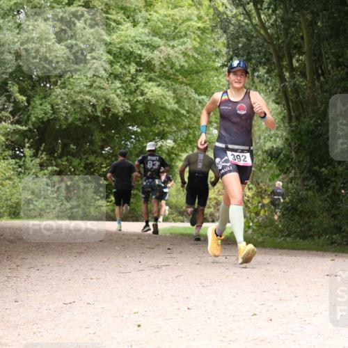 30.08.2026 - Elbe Triathlon Hamburg Antke Förster http://msf.ph/oto/10096532 30.08.2026 10:23:30 Laufen 392 meine-sportfotos.de