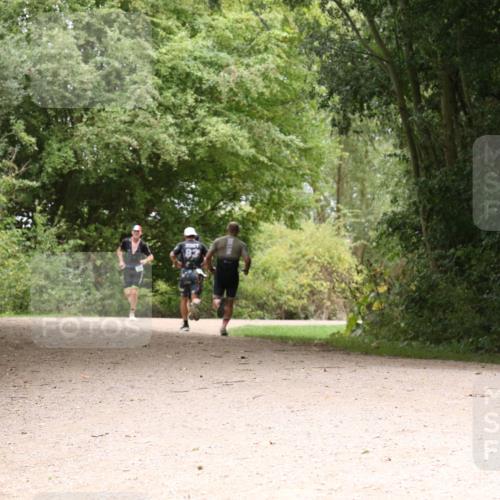30.08.2026 - Elbe Triathlon Hamburg Antke Förster http://msf.ph/oto/10096538 30.08.2026 10:23:32 Laufen  meine-sportfotos.de
