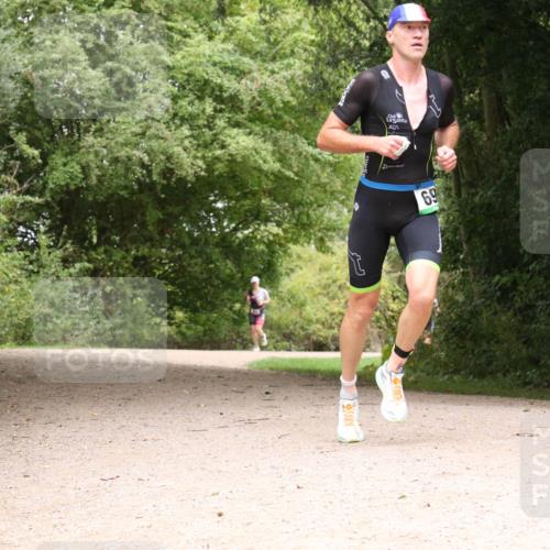 30.08.2026 - Elbe Triathlon Hamburg Antke Förster http://msf.ph/oto/10096542 30.08.2026 10:23:41 Laufen 69 meine-sportfotos.de