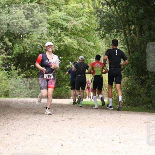 30.08.2026 - Elbe Triathlon Hamburg Antke Förster http://msf.ph/oto/10096548 30.08.2026 10:23:53 Laufen 389, 2 meine-sportfotos.de