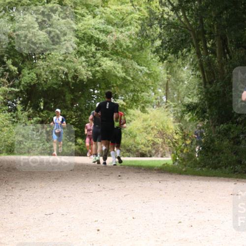 30.08.2026 - Elbe Triathlon Hamburg Antke Förster http://msf.ph/oto/10096556 30.08.2026 10:23:55 Laufen  meine-sportfotos.de