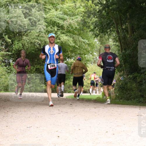 30.08.2026 - Elbe Triathlon Hamburg Antke Förster http://msf.ph/oto/10096562 30.08.2026 10:24:02 Laufen 288 meine-sportfotos.de